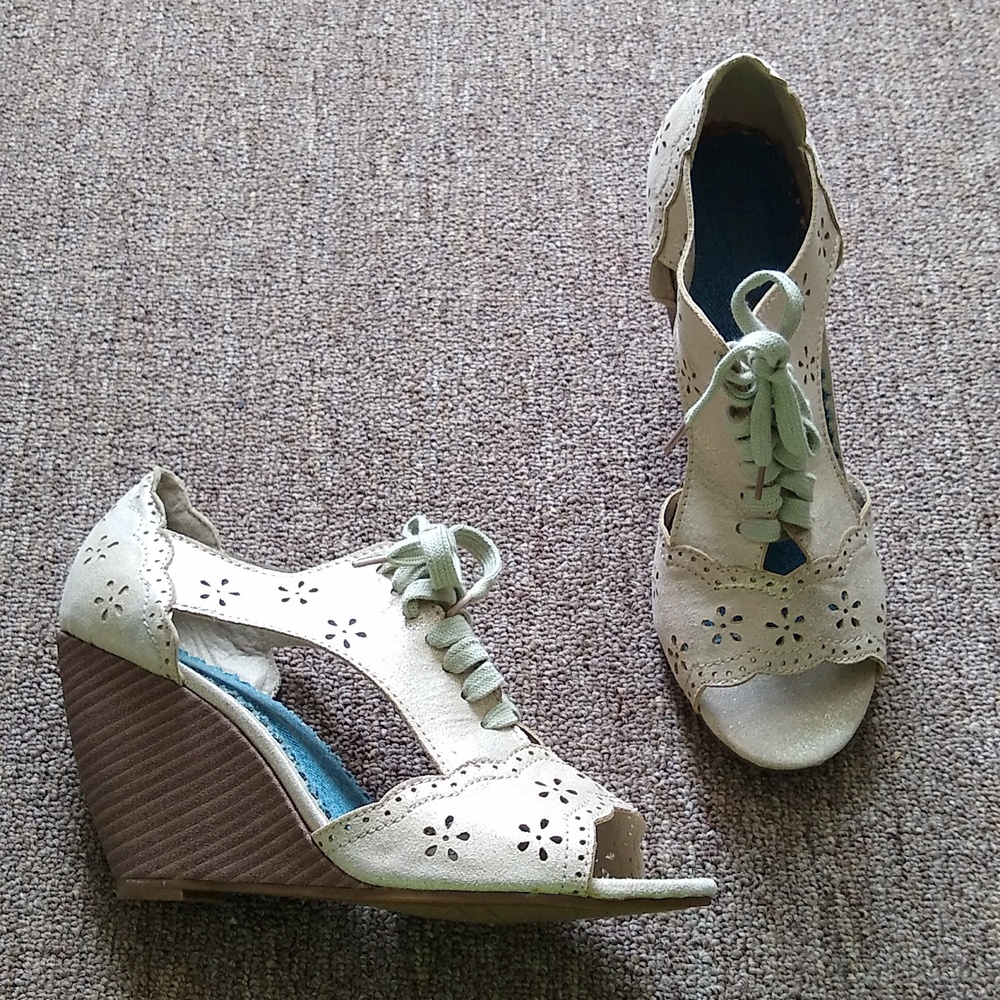 Lace up cutout sparkle wedge heels